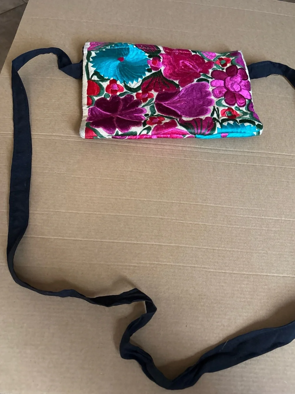Mexican Boho Embroidered Floral Crossbody Bag in Pink & Teal w defects vintage - Picture 6 of 16